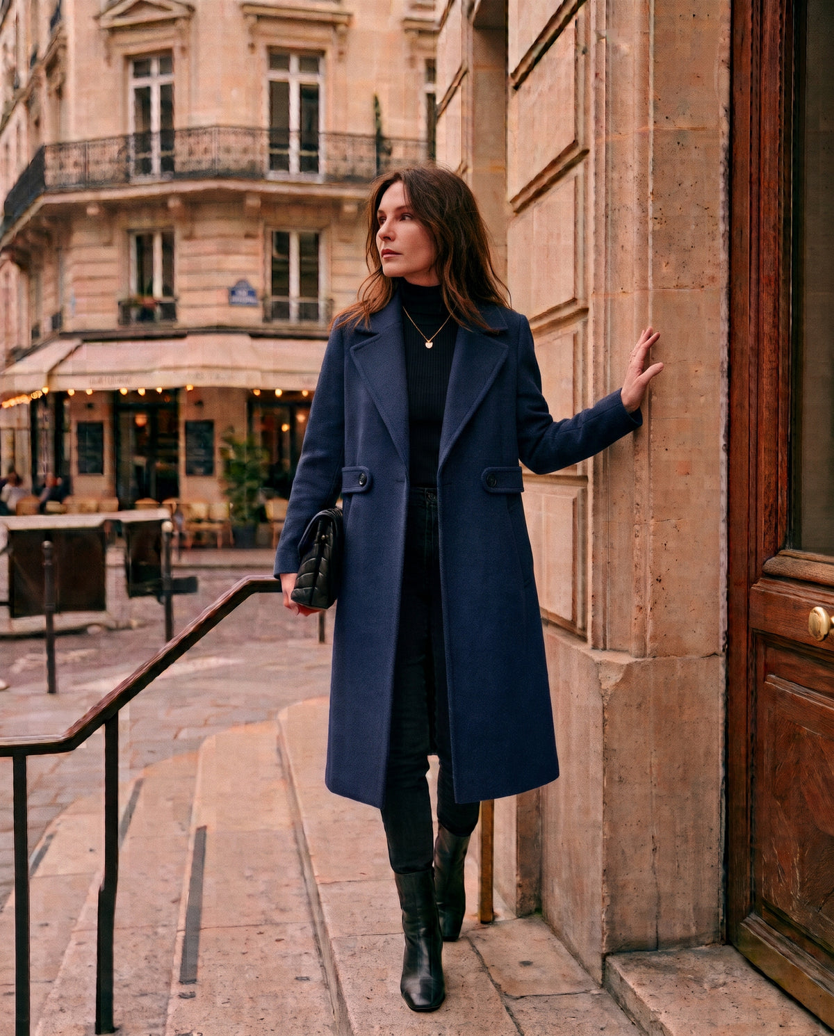 Veste Tailleur Mi-Longue Structurée en Drap de Laine