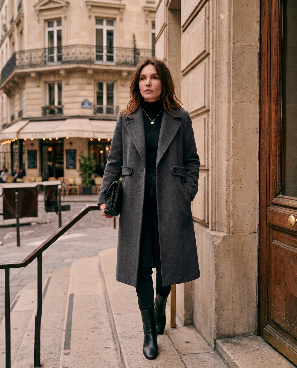 Veste Tailleur Mi-Longue Structurée en Drap de Laine